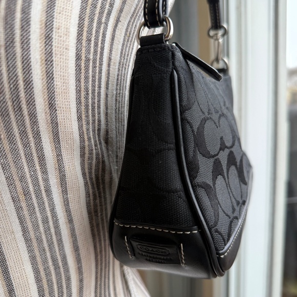 Coach Bag - Picture 3 of 13